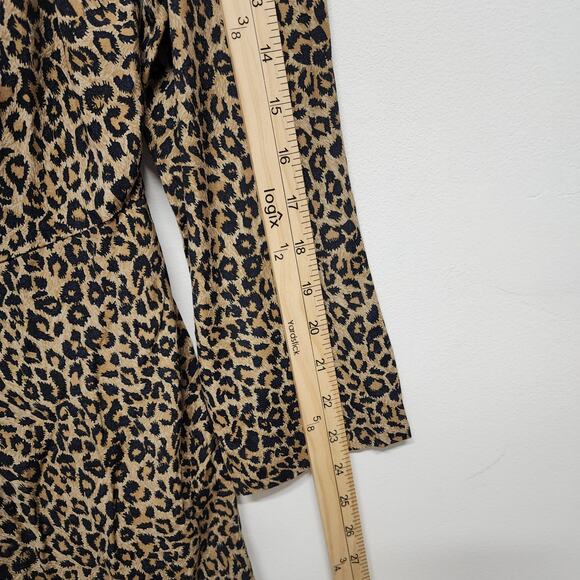 Vintage Leopard Tie Front Peplum Top Size M/L Pleated Button Closure Long Sleeve - Picture 10 of 14